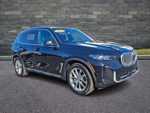 Used 2025 BMW X5 xDrive50e w/ Climate Comfort Package image 1