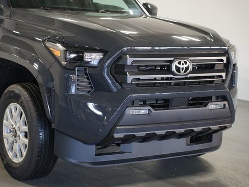 New 2026 Toyota Tacoma SR5 image 4