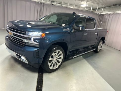 Used 2020 Chevrolet Silverado 1500 High Country AWD/4WD image 3