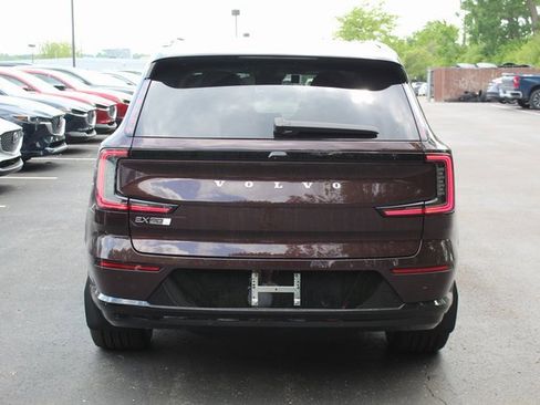 New 2025 Volvo EX90 Ultra image 4