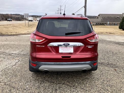 Used 2015 Ford Escape Titanium image 4