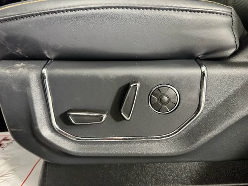 Used 2024 Ford Expedition Max Platinum image 37