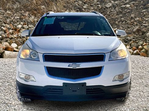 Used 2012 Chevrolet Traverse LT image 3