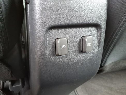 Used 2022 Nissan Kicks SV w/ Exterior Package FWD image 12