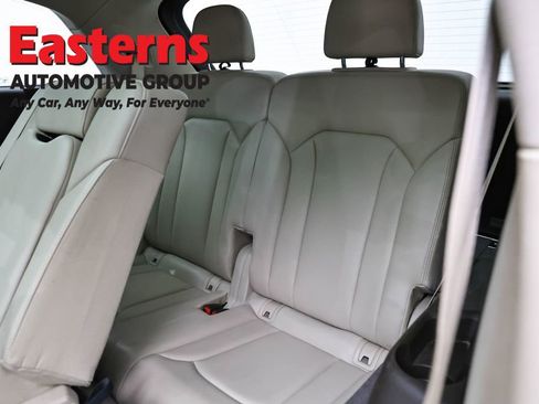 Used 2019 Audi Q7 3.0T Prestige w/ Prestige Package image 28