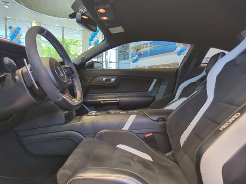 Used 2021 Ford Mustang Shelby GT500 w/ Technology Package RWD image 10