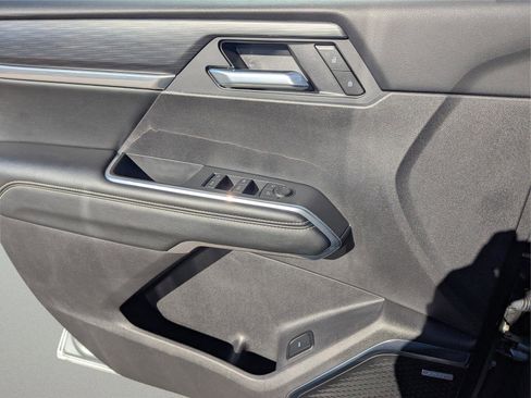 New 2025 GMC Acadia Elevation w/ Elevation Premium Package image 20