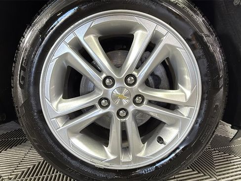 Used 2017 Chevrolet Cruze LT w/ Convenience Package image 31