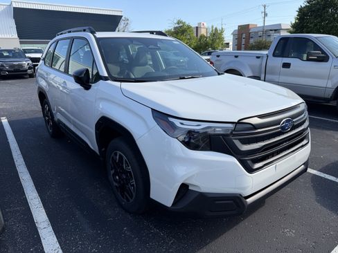 New 2026 Subaru Forester AWD/4WD image 2