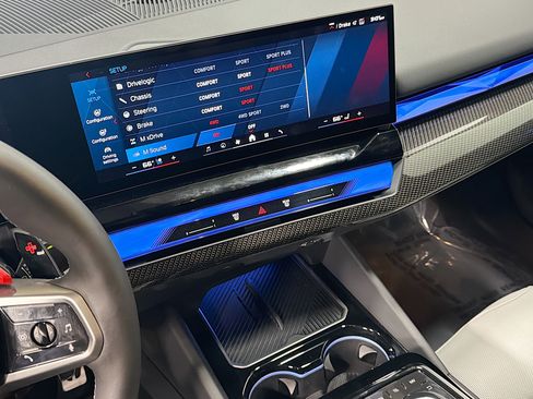 Used 2026 BMW M5 Touring w/ M Driver's Package image 27