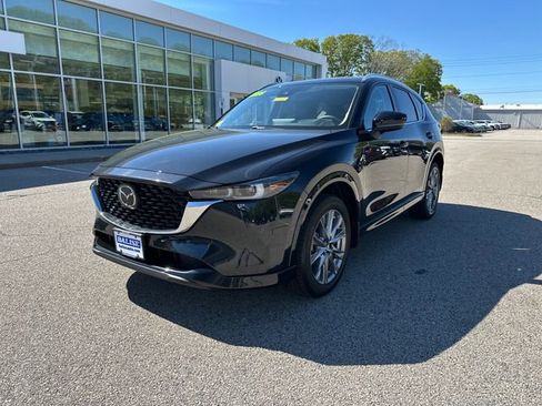 Used 2024 MAZDA CX-5 AWD 2.5 S w/ Premium Plus Pkg image 3