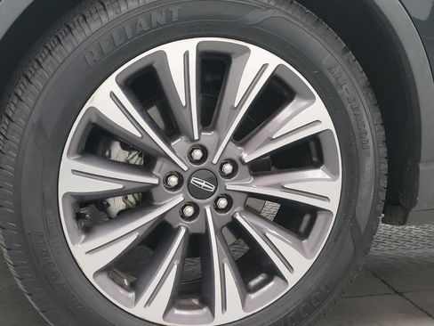 Used 2020 Lincoln Corsair Reserve w/ Equipment Group 201A AWD/4WD image 31