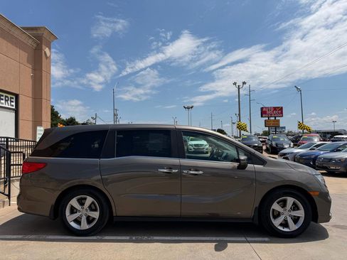 Used 2019 Honda Odyssey EX-L image 4