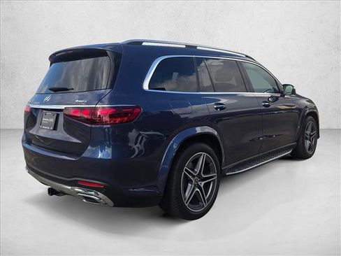 Used 2024 Mercedes-Benz GLS 450 4MATIC image 5