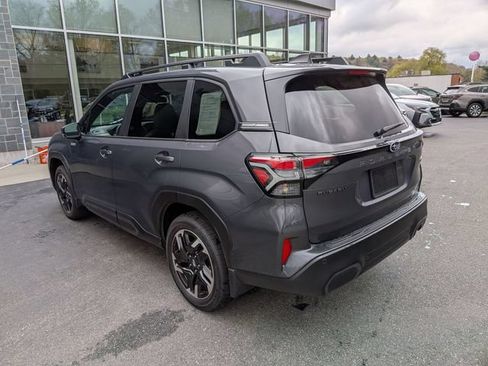 Used 2025 Subaru Forester Limited AWD/4WD image 5
