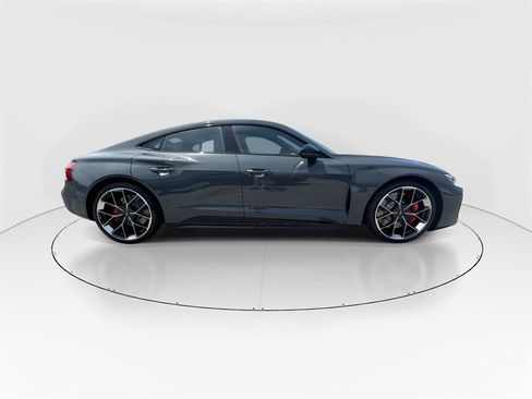 New 2025 Audi RS e-tron GT performance image 9