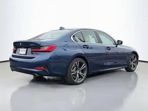 Used 2021 BMW 330i xDrive Sedan w/ Convenience Package image 2
