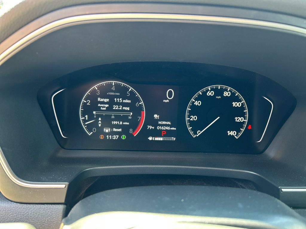 Used 2025 Honda Pilot Touring image 18