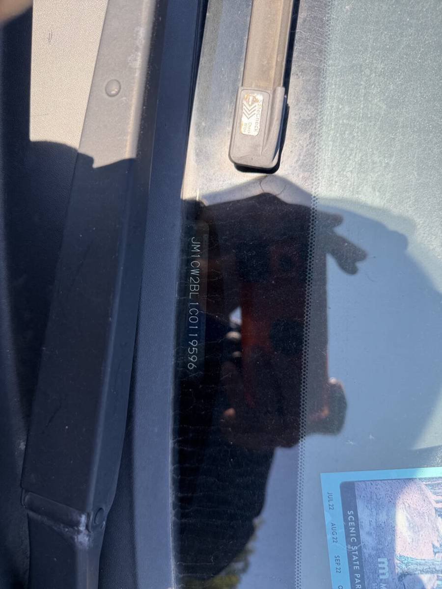Used 2012 MAZDA MAZDA5 Sport FWD image 39