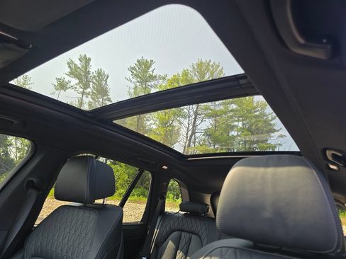 Used 2021 BMW X5 M50i w/ Executive Package AWD/4WD image 3
