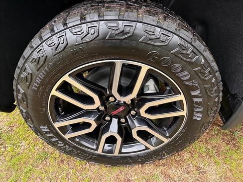 New 2026 GMC Sierra 1500 AT4 w/ AT4 Premium Package image 14