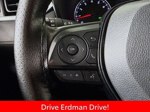 Used 2021 Toyota RAV4 XLE FWD image 13