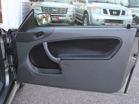 Used 2003 Saab 9-3 SE image 3