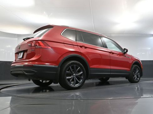 Used 2023 Volkswagen Tiguan SE AWD/4WD image 50