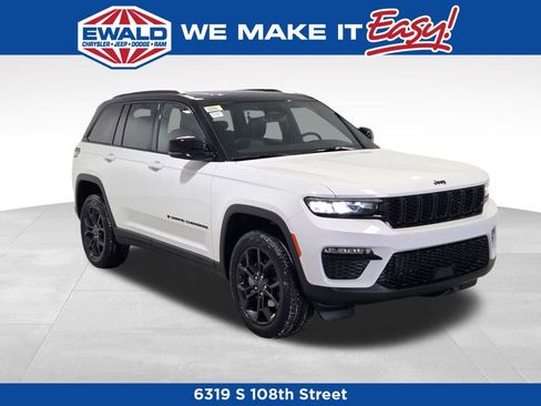 New 2025 Jeep Grand Cherokee Limited image 15