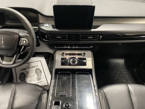 Certified 2023 Lincoln Aviator AWD w/ Premium Package image 15