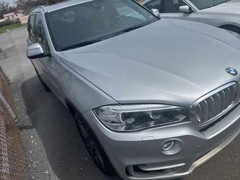 Used 2017 BMW X5 xDrive35d image 3