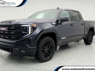 Used 2025 GMC Sierra 1500 Elevation
