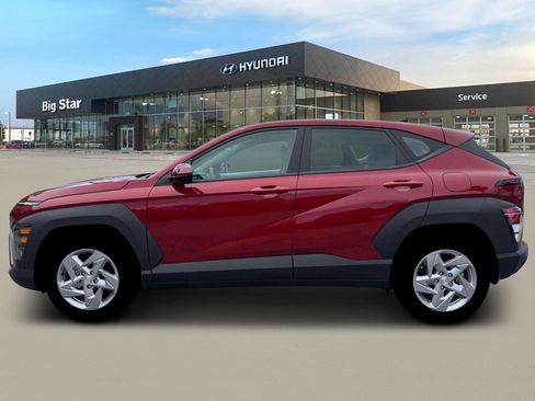 New 2026 Hyundai Kona SE image 3