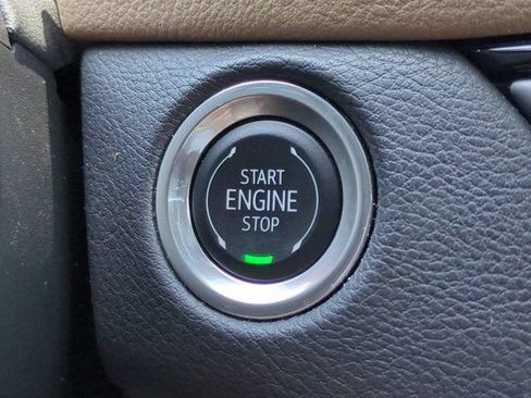 Used 2024 Cadillac XT4 Premium Luxury w/ Active Safety Package FWD image 26