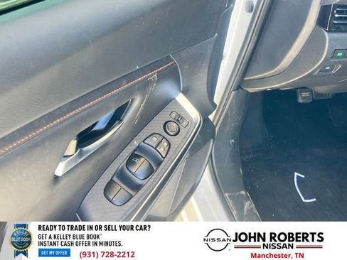 Used 2023 Nissan Sentra SR w/ Electronics Package image 8