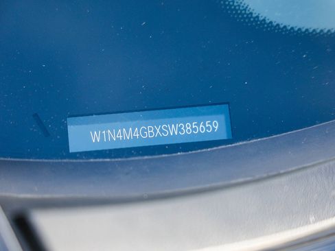 Certified 2025 Mercedes-Benz GLB 250 image 27