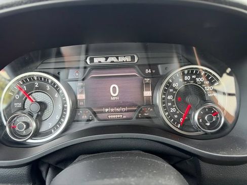 Used 2020 RAM 1500 Laramie AWD/4WD image 7