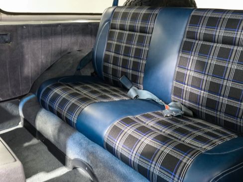 Used 1990 Chevrolet Blazer image 15