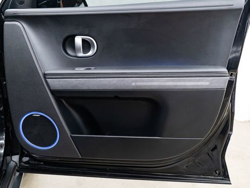 Used 2024 Hyundai Ioniq 5 Limited image 31