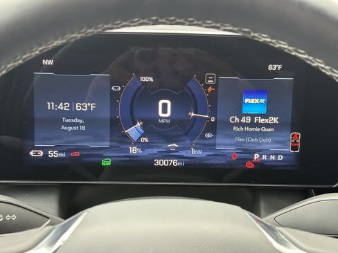 Used 2024 Chevrolet Equinox EV LT AWD/4WD image 19