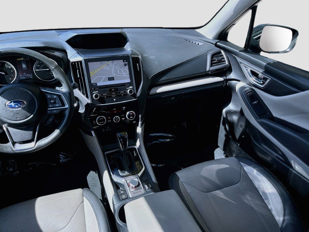 Used 2022 Subaru Forester Limited AWD/4WD image 25