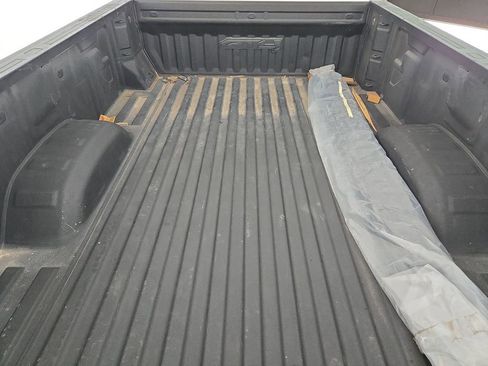 Used 2024 GMC Sierra 2500 AT4 w/ AT4 Premium Plus Package AWD/4WD image 32