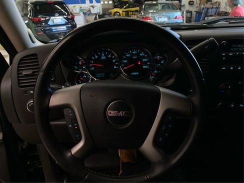 Used 2013 GMC Sierra 1500 SLE w/ Power Tech Package AWD/4WD image 21