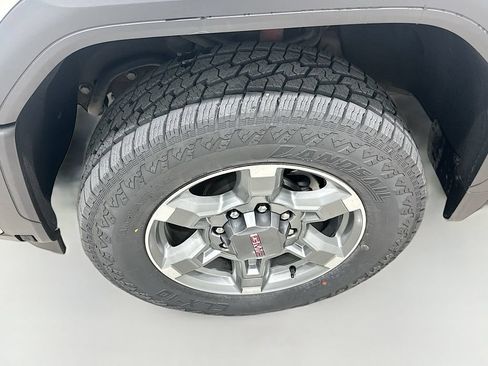 Used 2025 GMC Sierra 2500 SLT w/ Texas SLT Premium Package AWD/4WD image 33