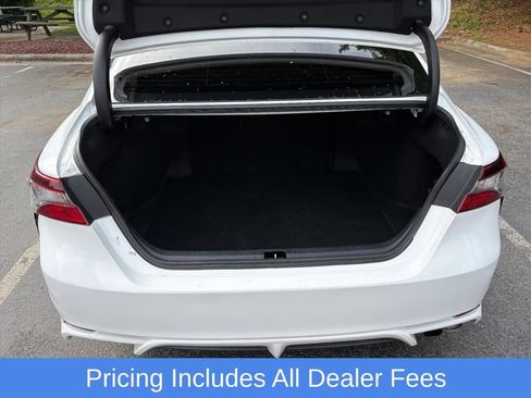Used 2022 Toyota Camry SE FWD image 25