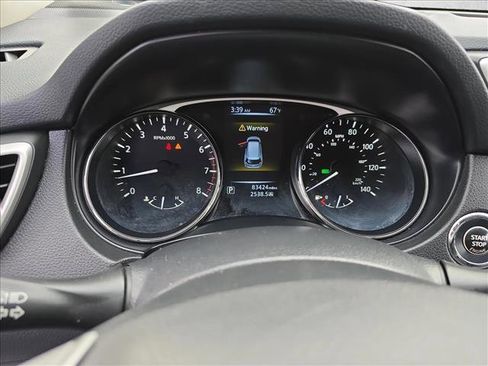 Used 2016 Nissan Rogue SV image 19