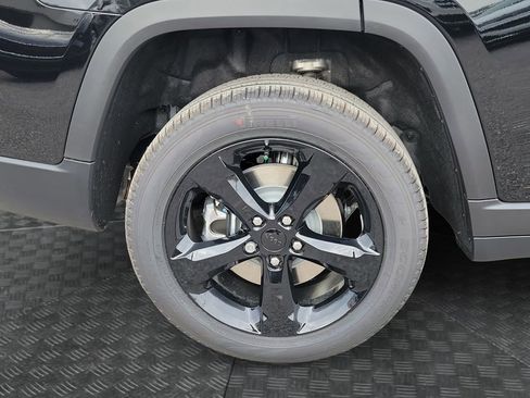 New 2025 Jeep Grand Cherokee L Limited w/ Black Appearance Package image 7