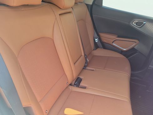 Used 2024 Kia Soul EX w/ Option Group 015 FWD image 15