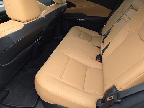 Used 2025 Lexus RX 350 Premium w/ Convenience Package image 30