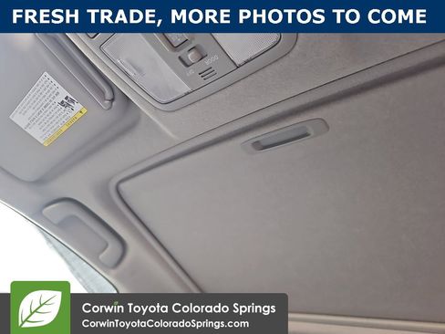 Used 2011 Toyota RAV4 4WD image 9